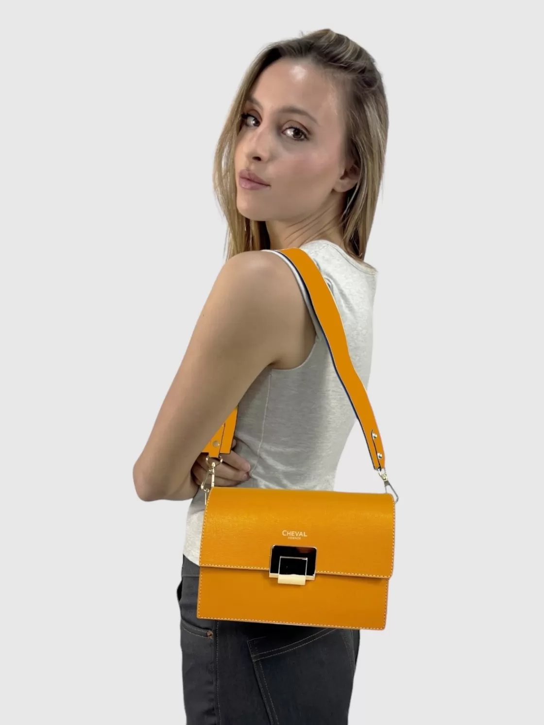 ludovica_5-21.webp Ludovica-Cheval Firenze Best